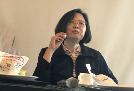 陳水扁爆料蔡英文已和柯文哲談好合作 蔡回應(yīng) 陳水扁爆料蔡英文已和柯文哲談好合作 蔡回應(yīng)